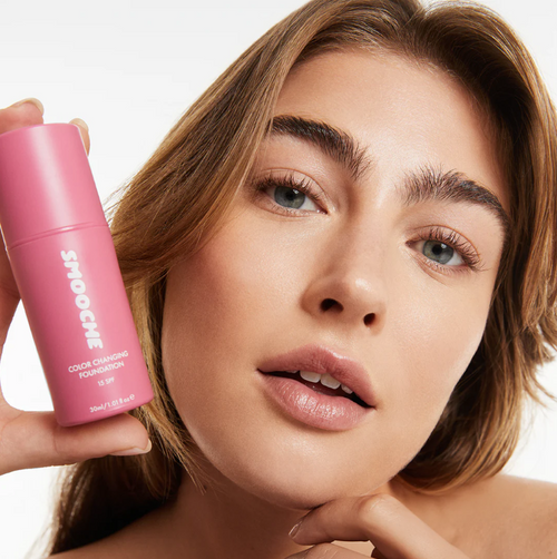 Smooche™ — Self-Adjusting Foundation That Matches Your Exact Skin Tone